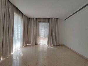 Room in 4 BHK Villa at Prestige Golfshire, Nandi Hills – for Rent