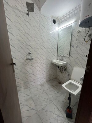 Bathroom in 1 BHK Apartment at Chattarpur – for Rent