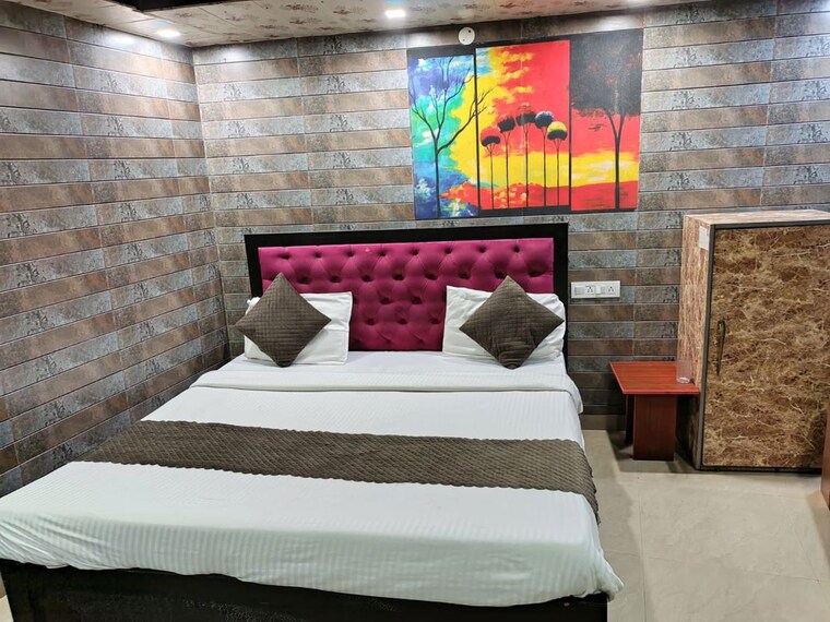 Bedroom, gomti nagar 6+ Bedroom 2200 Sq.Ft. Independent House In Gomti Nagar Lucknow 10284175