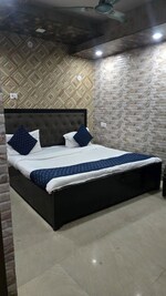 6+ BHK + Pooja Room 2200 Sq.Ft. Independent House in Gomti Nagar