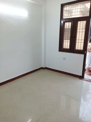 Room in 2 BHK Builder Floor at CGHS Shatabdi Enclave, Sector 49 – for Sale