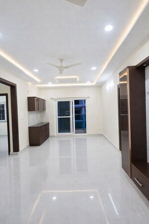 Building Lobby in 3 BHK Builder Floor at Kondapur – for Rent