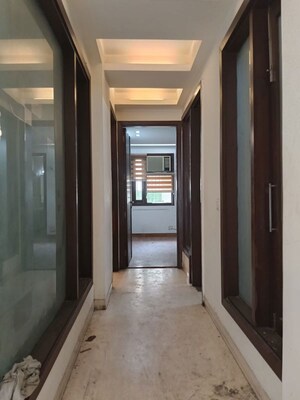 Building Lobby in 3 BHK Builder Floor at Delhi Cantonment – for Rent