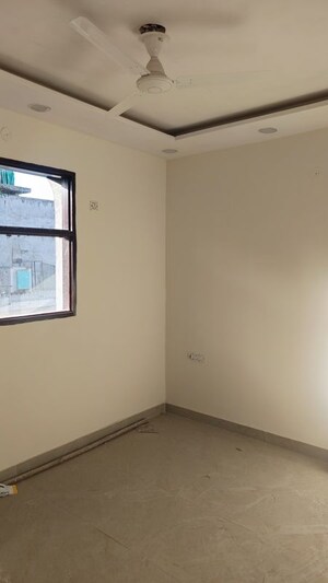 Room in 2 BHK Builder Floor at Patel Nagar – for Rent