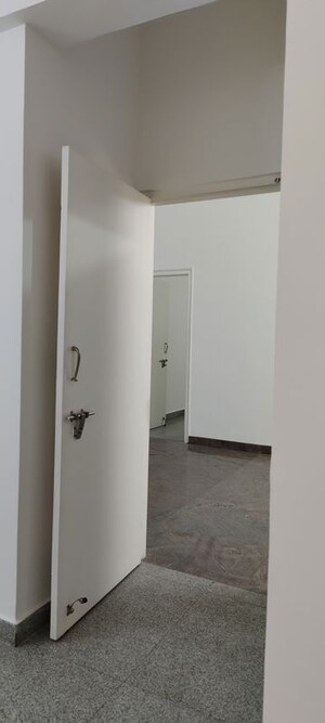 Room in 2 BHK Apartment at Cambridge Layout – for Rent