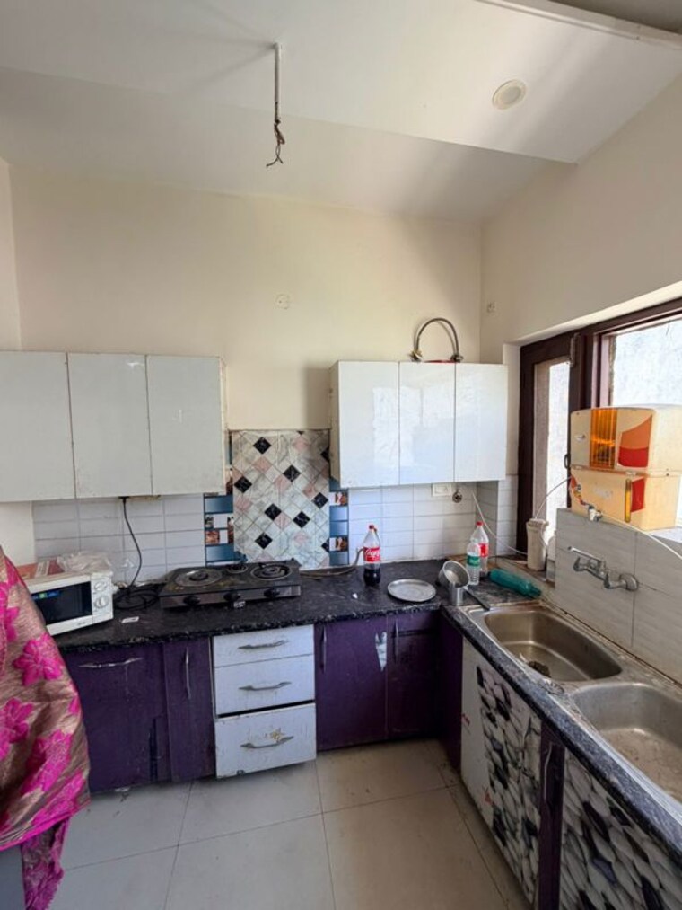 Kitchen, guru-nanak-enclave 2 Bedroom 1000 Sq.Ft. Builder Floor In Dhakoli Zirakpur 10284268