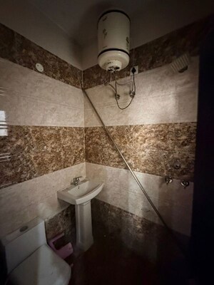 2 BHK Builder Floor For Sale in Guru Nanak Enclave, Dhakoli