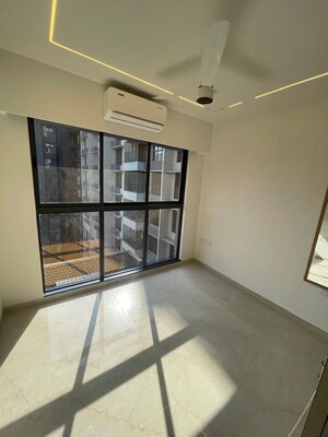 Room in 3 BHK Apartment at Godrej Urban Park, Chandivali – for Rent