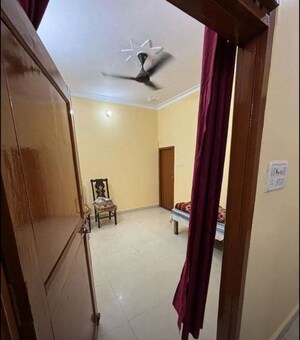 Bathroom in 3 BHK Apartment at Grandeur Apartments Butler Colony, Butler Colony – for Rent