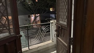 Balcony in 3 BHK Builder Floor at Delhi Cantonment – for Rent