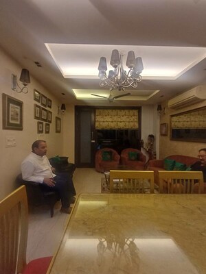 Living Room in 3 BHK Builder Floor at Delhi Cantonment – for Rent