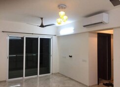 2 BHK Apartment For Rent in L & T Emerald Isle Tower 10