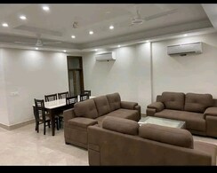 2 BHK + Servant Room,Extra Room Apartment For Rent in Chattarpur