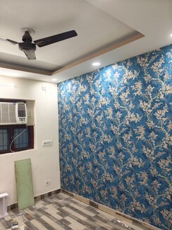 2.5 BHK + Extra Room Builder Floor For Rent in Sai Apartment Noida