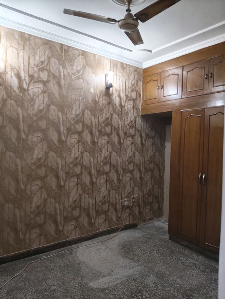 Room, sai-apartment-noida 2.5 Bedroom 550 Sq.Ft. Builder Floor In Sector 71 Noida 10284372