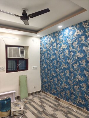 Bedroom in 2.5 BHK Builder Floor at Sai Apartment Noida, Sector 71 – for Rent