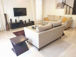 Team Area in 4 BHK Villa at Prestige Silve Oak, Whitefield – for Sale