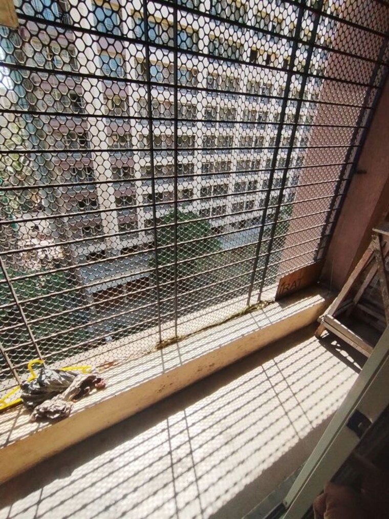 Balcony, cosmos-orchid 1 Bedroom 450 Sq.Ft. Apartment In Ghodbunder Road Thane 10284390