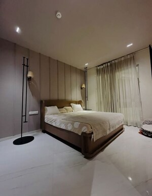 Bedroom in 2 BHK Apartment at Hiranandani Gardens, Powai – for Rent