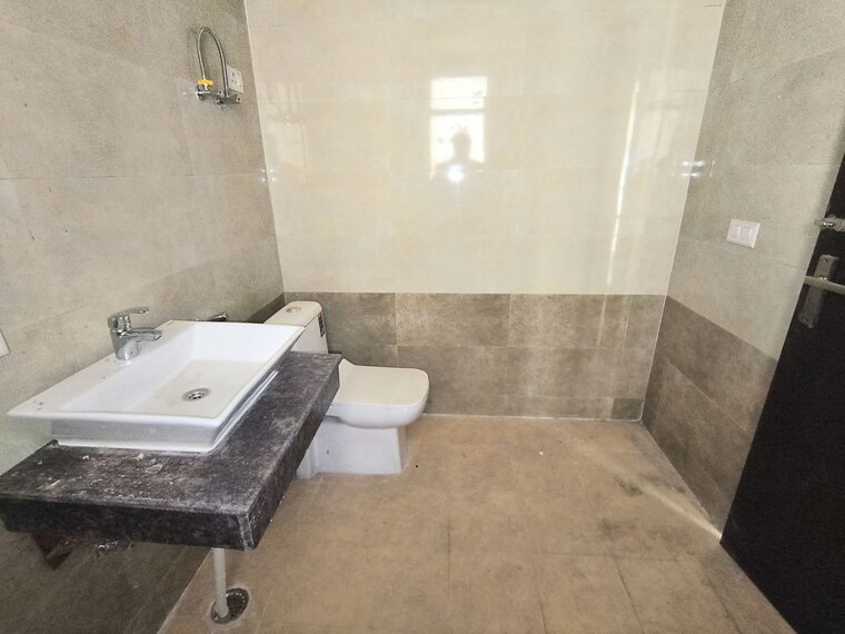 Bathroom, apex-alphabet 3 Bedroom 1987 Sq.Ft. Apartment In Tech Zone 4 Greater Noida Greater Noida 10274632