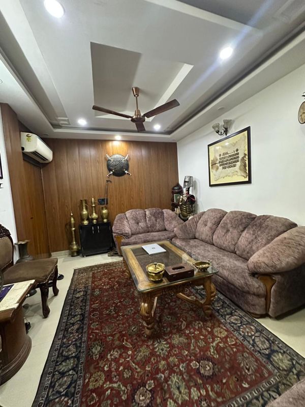 3 BHK + Pooja Room,Servant Room,Study Room,Extra Room Apartment For Sale in Abul Fazal Enclave Part 1