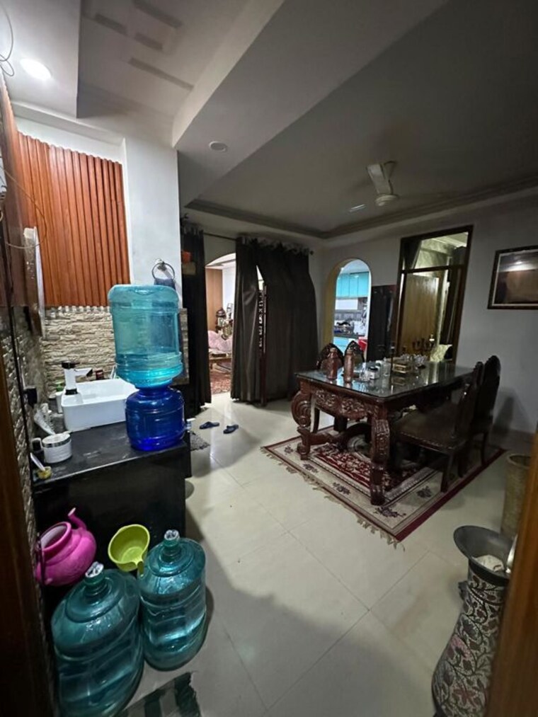 Hall, abul fazal enclave part 1 3 Bedroom 1350 Sq.Ft. Apartment In Abul Fazal Enclave Part 1 Delhi 10284382