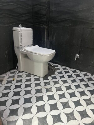 Bathroom in 1 RK Builder Floor at Sector 40 – for Rent