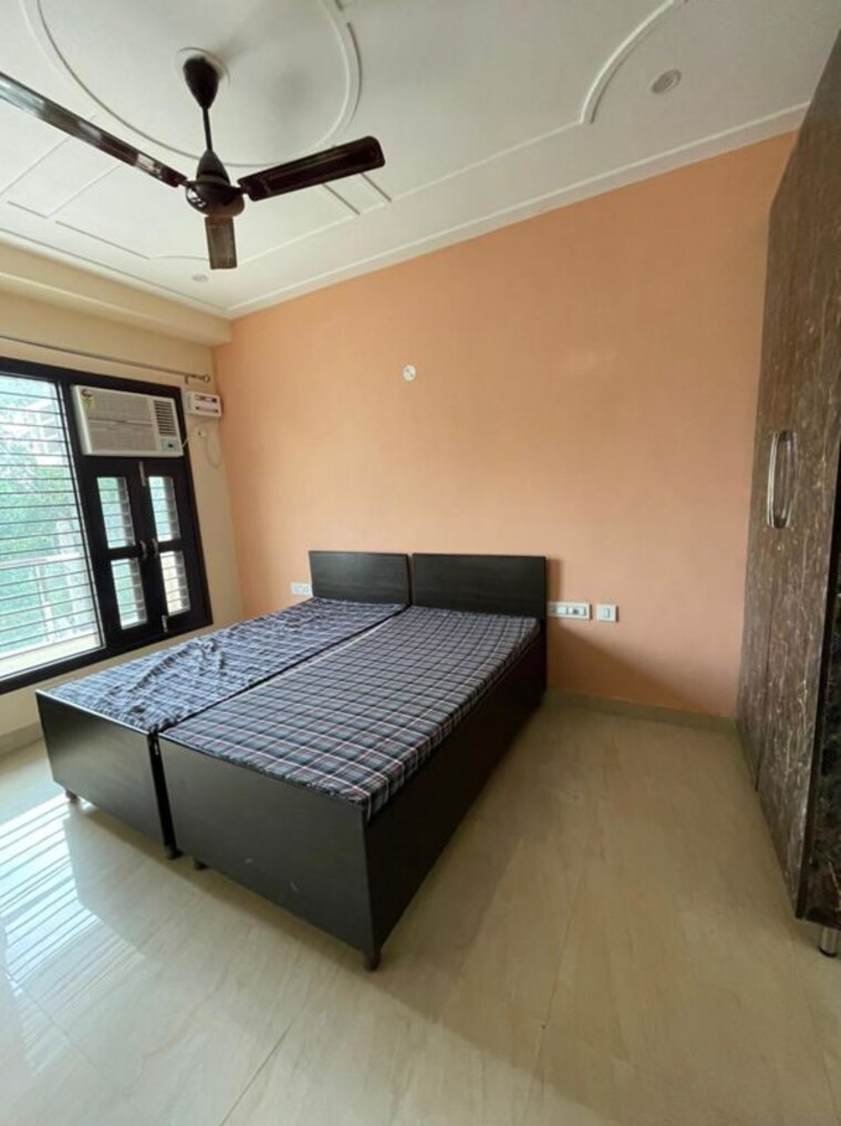 Bedroom, greenwood-city 1 RK 150 Sq.Ft. Builder Floor In Sector 40 Gurgaon 10284397