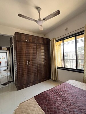 Bedroom in  Apartment at Agarwal And Doshi Complex, Vasai West – for Rent