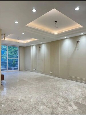 Room in 3 BHK Builder Floor at Palm Residency Chhatarpur, Chattarpur – for Sale