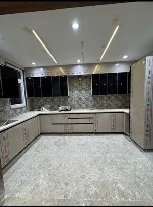 Kitchen in 3 BHK Builder Floor at Palm Residency Chhatarpur, Chattarpur – for Sale