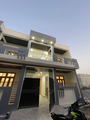 2.5 BHK Builder Floor For Sale in Nijampur Malhaur