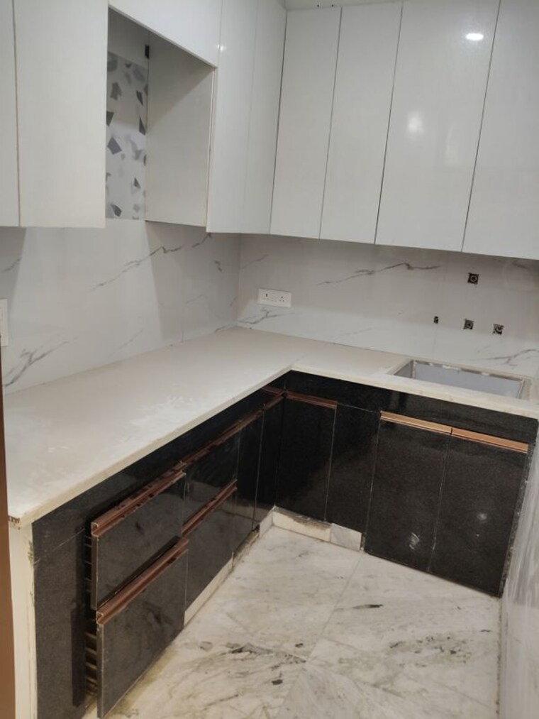 Kitchen, govindpuri 2 Bedroom 556 Sq.Ft. Builder Floor In Govindpuri Delhi 10284612