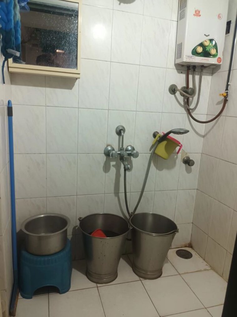 Bathroom, dheeraj-pooja 1 Bedroom 452 Sq.Ft. Apartment In Malad West Mumbai 10284657
