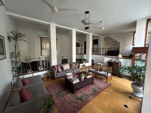 Living Room in 4 BHK Builder Floor at Vasant Kunj – for Rent