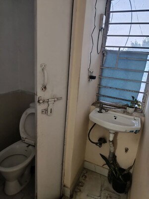Bathroom in 2 BHK Builder Floor at Jaipuria Plaza, Sector 26 – for Rent