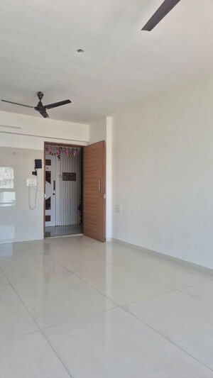 Room in 2 BHK Apartment at Aastha Heights, Goregaon West – for Sale