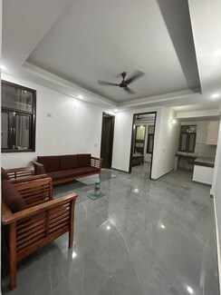 1 BHK + Servant Room Builder Floor For Rent in Chattarpur