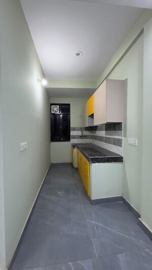 Kitchen in 1 BHK Builder Floor at Chattarpur – for Rent