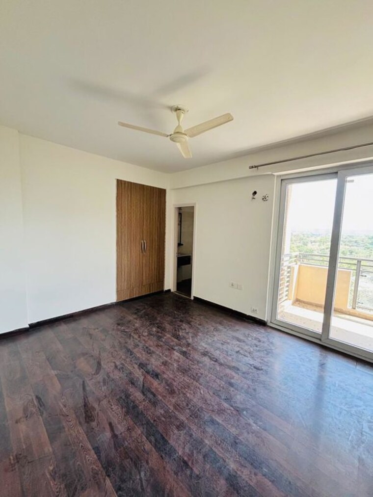 Room, tulip-violet 3 Bedroom 1578 Sq.Ft. Apartment In Sector 69 Gurgaon 10284672