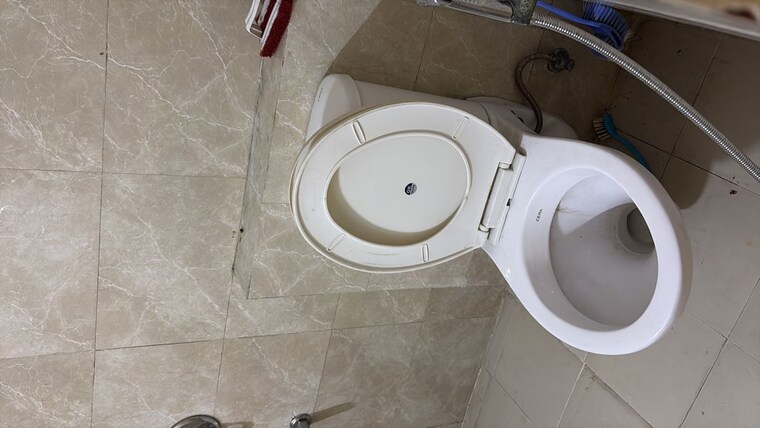 Bathroom, 3c-lotus-boulevard 2.5 Bedroom 1343 Sq.Ft. Apartment In Sector 100 Noida 10284685