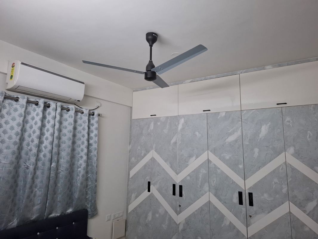2.5 BHK + Pooja Room Apartment For Rent in DSR RR Avenues