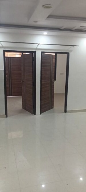 Building Lobby in 3 BHK Builder Floor at Dwarka Mor – for Rent