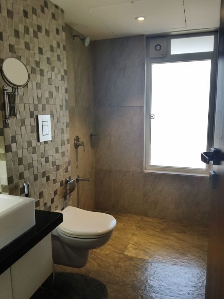 Bathroom, navratna-chs-santacruz-east 3 Bedroom 1500 Sq.Ft. Apartment In Santacruz East Mumbai 10284742
