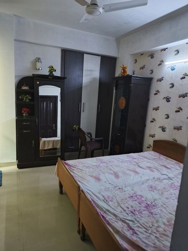 3.5 BHK + Servant Room Apartment For Rent in Grihapravesh