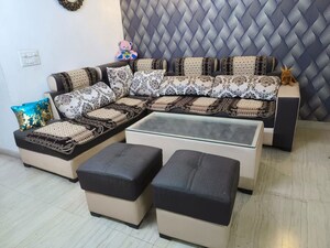 Living Room in 3.5 BHK Apartment at Grihapravesh, Sector 77 – for Rent