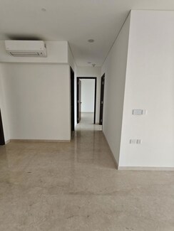 3 BHK + Servant Room,Study Room Apartment For Sale in Lokhandwala Minerva Mahalaxmi
