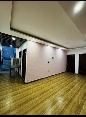 Room in  Pg at Sector 1 – for Rent