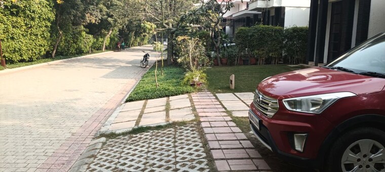  Parking, vipul-tatvam-villas 5 Bedroom 750 Sq.Yd. Villa In Sector 48 Gurgaon 10284827