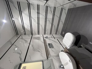 Team Area in 1 BHK Builder Floor at Sushant Lok I – for Rent